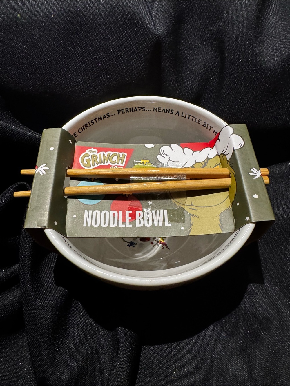 The Grinch Noodle Ceramic Bowl w/Chopsticks